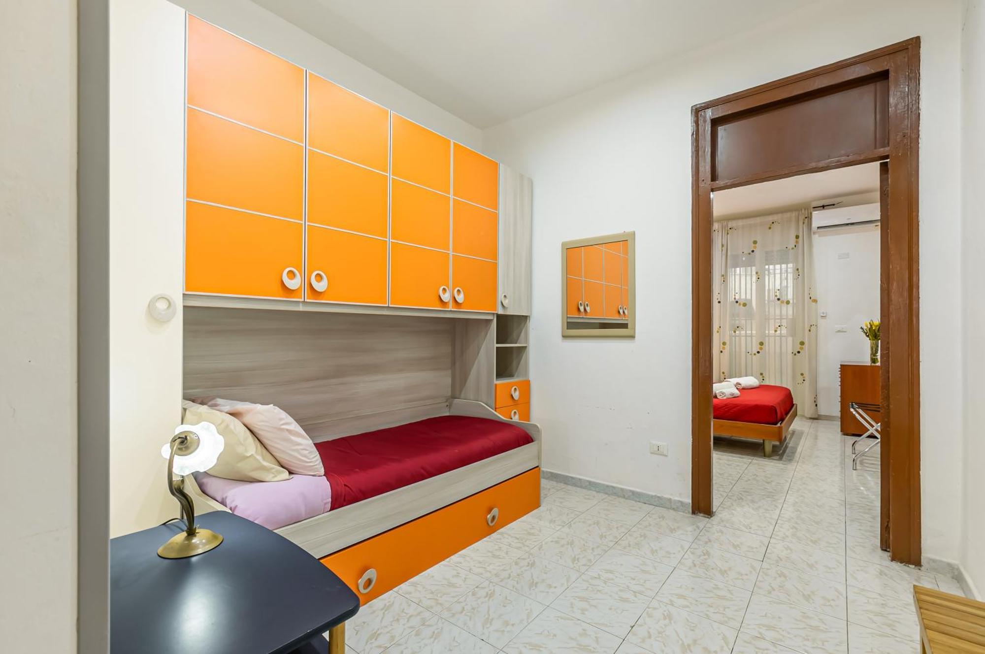 Corso Dei Mille Railway Apartment Palermo Exterior foto
